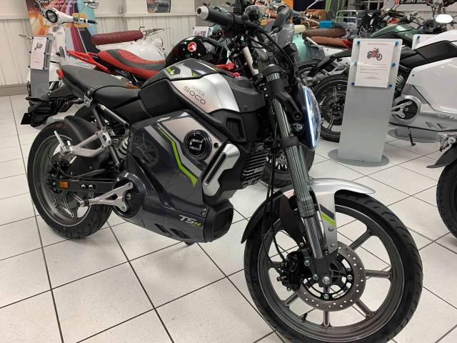 Vmoto Super Soco TS TSX - NOW IN STOCK Commuter Electric Silver