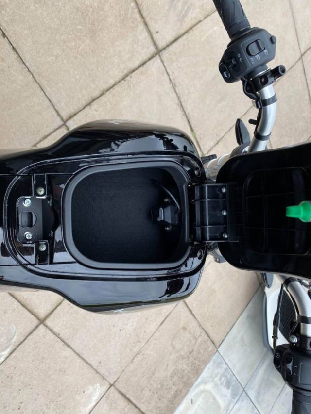 Horwin Cr6 Electric Motorcycle Tourer Electric Black