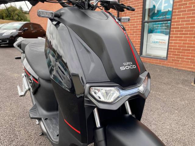 Vmoto Soco CPx - 125cc Equivalent Electric Scooter Scooter Electric Black