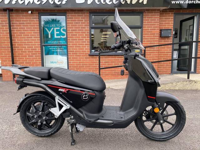 Vmoto Soco CPx - 125cc Equivalent Electric Scooter Scooter Electric Black