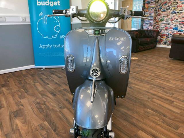 Artisan EV2000R TWIN BATTERY MODEL Scooter Electric Metallic Grey