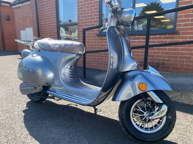 Artisan EV2000R TWIN BATTERY MODEL Scooter Electric Metallic Grey