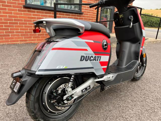 Vmoto Super Soco CUx Ducati Limited Edition Electric Scooter Scooter Electric Ducati