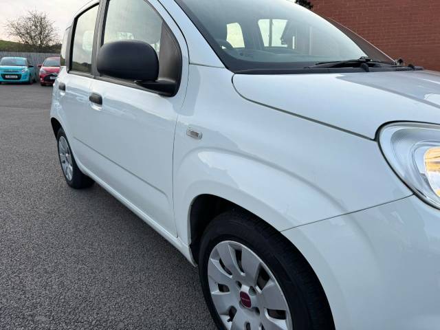 Fiat Panda 1.2 Pop 5dr Hatchback Petrol White