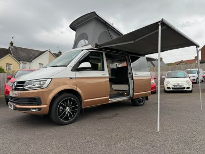 Volkswagen Camper Transporter 2.0 BiTDI BMT (204BHP) 4MOTION DSG - 4 BERTH CAMPERVAN SUV Diesel WhiteVolkswagen Camper Transporter 2.0 BiTDI BMT (204BHP) 4MOTION DSG - 4 BERTH CAMPERVAN SUV Diesel White at Dorchester Collection Dorchester