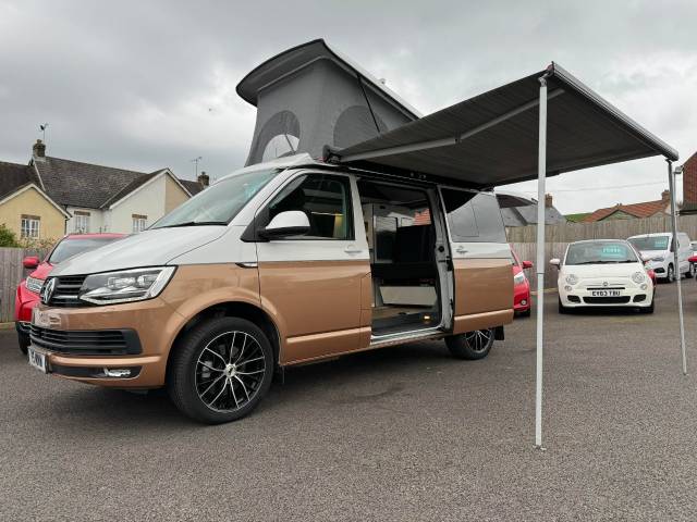 Volkswagen Camper Transporter 2.0 BiTDI BMT (204BHP) 4MOTION DSG - 4 BERTH CAMPERVAN SUV Diesel White