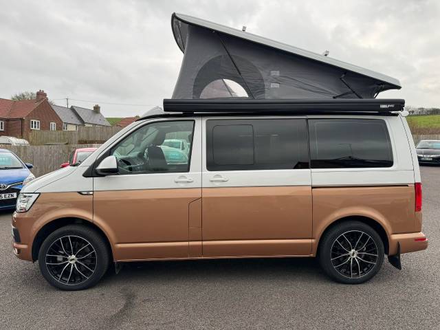 Volkswagen Camper Transporter 2.0 BiTDI BMT (204BHP) 4MOTION DSG - 4 BERTH CAMPERVAN SUV Diesel White