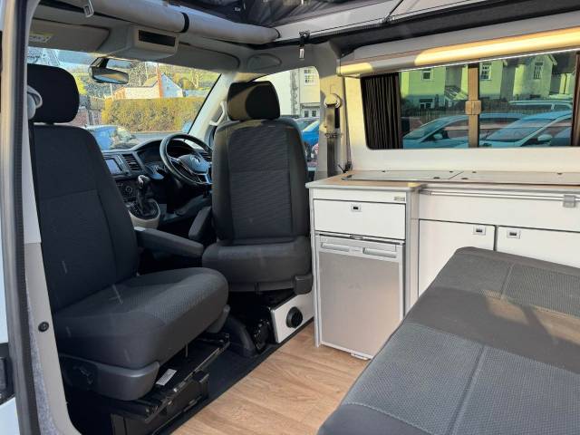 Volkswagen Camper Transporter 2.0 BiTDI BMT (204BHP) 4MOTION DSG - 4 BERTH CAMPERVAN SUV Diesel White