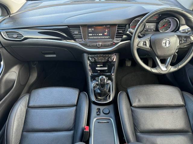 Vauxhall Astra 1.4T 16V 150 Elite 5dr Hatchback Petrol White