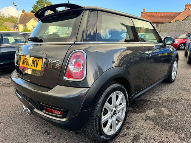Mini Hatchback 2.0 Cooper S D 3dr Hatchback Diesel Grey