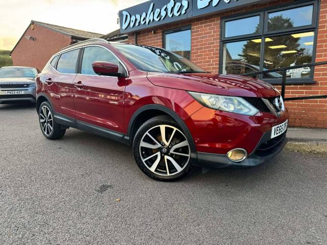Nissan Qashqai 1.2 DiG-T Tekna [Non-Panoramic] 5dr Xtronic Hatchback Petrol Red