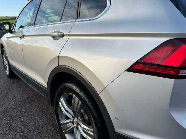 Volkswagen Tiguan 1.5 TSi EVO 150 Match 5dr Estate Petrol Silver