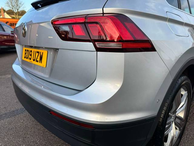 Volkswagen Tiguan 1.5 TSi EVO 150 Match 5dr Estate Petrol Silver