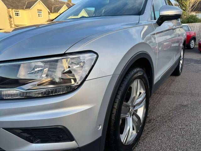 Volkswagen Tiguan 1.5 TSi EVO 150 Match 5dr Estate Petrol Silver