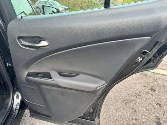 Lexus Ux 250h 2.0 5dr CVT (SATELLITE NAVIGATION) Estate Petrol / Electric Hybrid Black