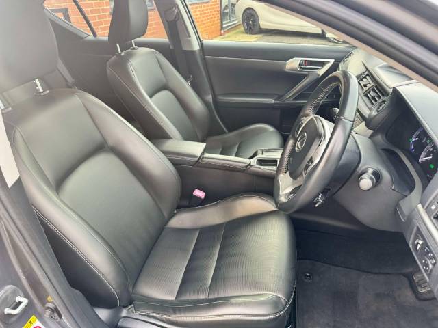 Lexus CT 200h 1.8 Advance 5dr CVT Auto Hatchback Petrol / Electric Hybrid Grey