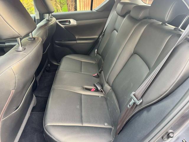 Lexus CT 200h 1.8 Advance 5dr CVT Auto Hatchback Petrol / Electric Hybrid Grey