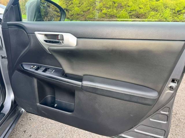 Lexus CT 200h 1.8 Advance 5dr CVT Auto Hatchback Petrol / Electric Hybrid Grey