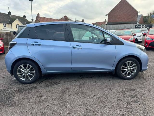 Toyota Yaris 1.33 VVT-i Icon+ 5dr Hatchback Petrol Blue