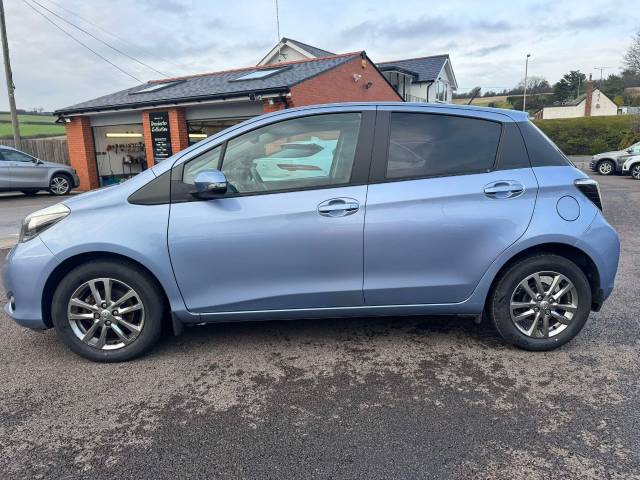 Toyota Yaris 1.33 VVT-i Icon+ 5dr Hatchback Petrol Blue