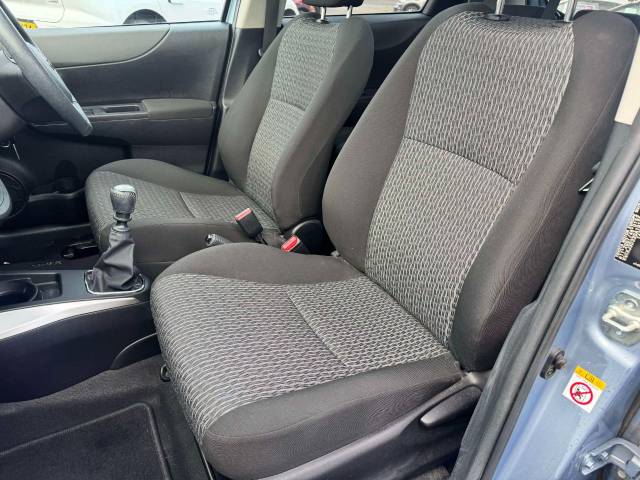 Toyota Yaris 1.33 VVT-i Icon+ 5dr Hatchback Petrol Blue