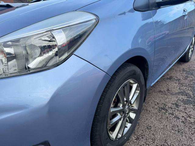 Toyota Yaris 1.33 VVT-i Icon+ 5dr Hatchback Petrol Blue
