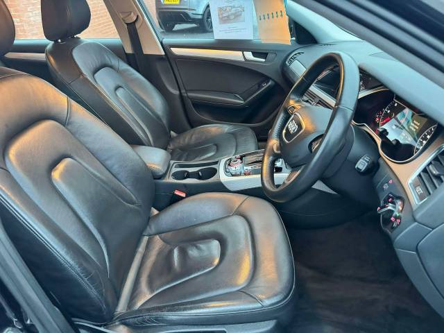 Audi A4 2.0 TDI 177 SE Technik 5dr Multitronic Estate Diesel Blue