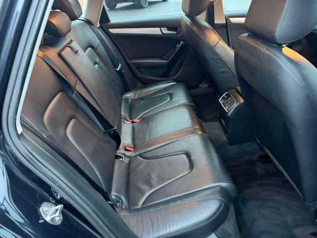 Audi A4 2.0 TDI 177 SE Technik 5dr Multitronic Estate Diesel Blue