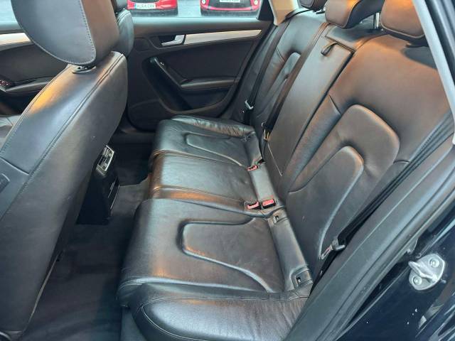 Audi A4 2.0 TDI 177 SE Technik 5dr Multitronic Estate Diesel Blue