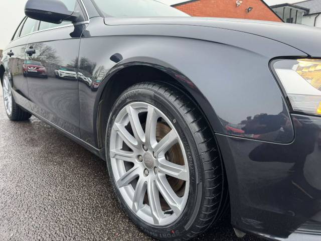 Audi A4 2.0 TDI 177 SE Technik 5dr Multitronic Estate Diesel Blue