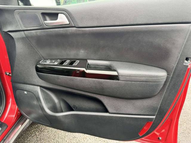 Kia Sportage 1.6 CRDi 48V ISG 4 5dr DCT Auto Estate Diesel Red