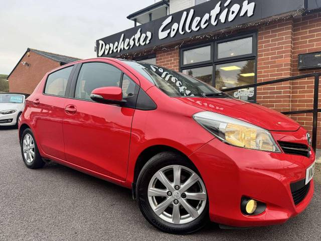 Toyota Yaris 1.33 VVT-i T Spirit 5dr Hatchback Petrol Red