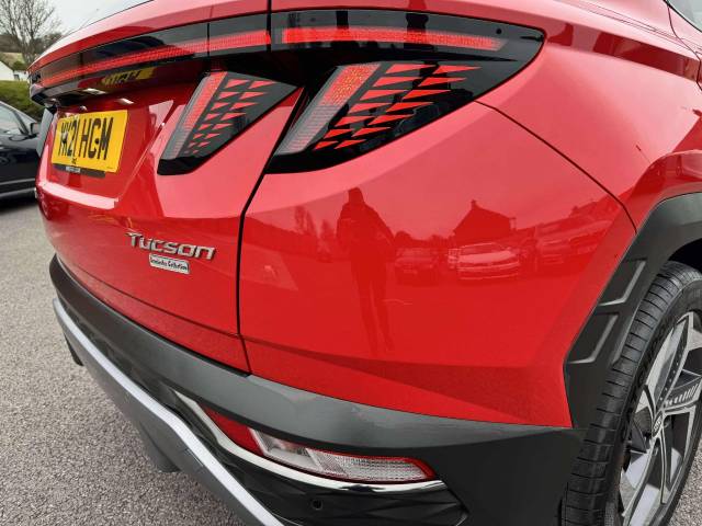Hyundai Tucson 1.6 TGDi Ultimate 5dr 2WD Estate Petrol Red