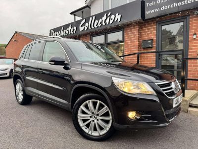 Volkswagen Tiguan 2.0 TDi Sport 4Motion 5dr Estate Diesel BlackVolkswagen Tiguan 2.0 TDi Sport 4Motion 5dr Estate Diesel Black at Dorchester Collection Dorchester