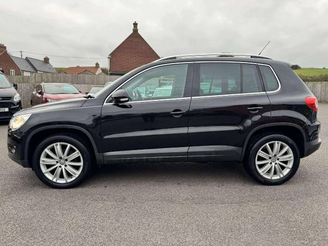 Volkswagen Tiguan 2.0 TDi Sport 4Motion 5dr Estate Diesel Black