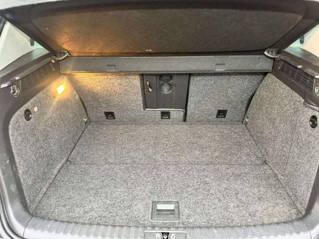Volkswagen Tiguan 2.0 TDi Sport 4Motion 5dr Estate Diesel Black