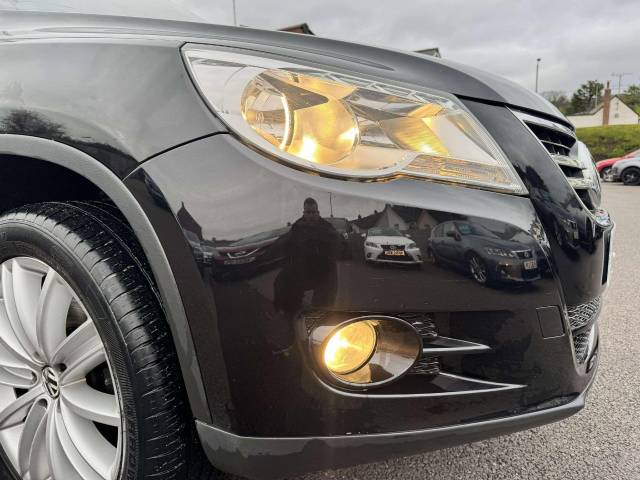 Volkswagen Tiguan 2.0 TDi Sport 4Motion 5dr Estate Diesel Black