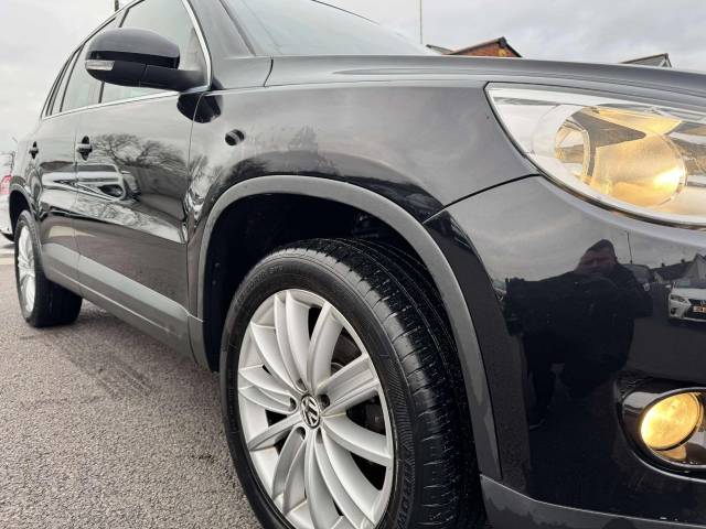Volkswagen Tiguan 2.0 TDi Sport 4Motion 5dr Estate Diesel Black