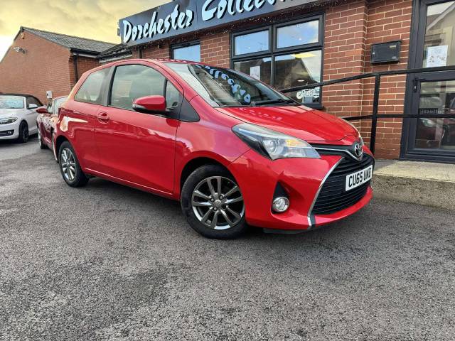 Toyota Yaris 1.0 VVT-i Icon 3dr Hatchback Petrol Red