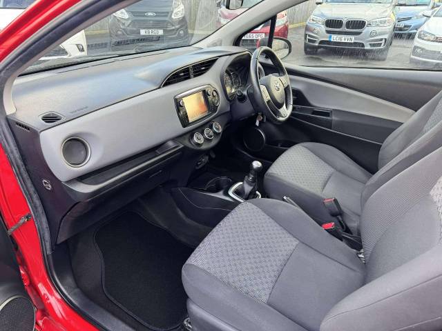 Toyota Yaris 1.0 VVT-i Icon 3dr Hatchback Petrol Red