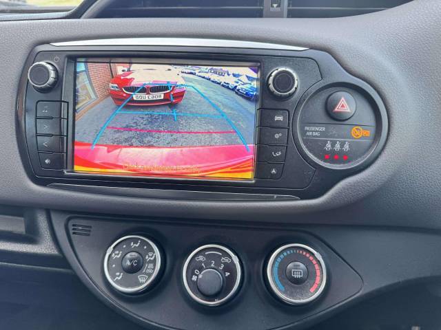 Toyota Yaris 1.0 VVT-i Icon 3dr Hatchback Petrol Red