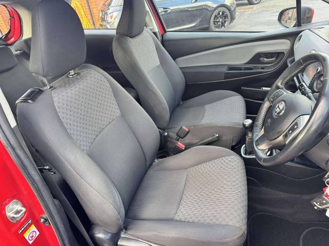 Toyota Yaris 1.0 VVT-i Icon 3dr Hatchback Petrol Red
