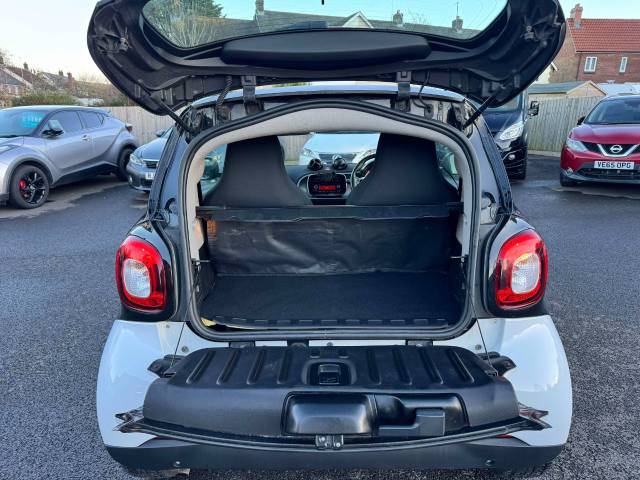 Smart Fortwo Coupe 1.0 Passion 2dr Auto Coupe Petrol White