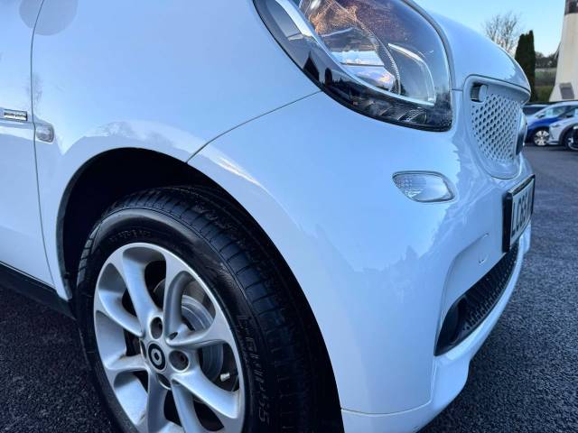 Smart Fortwo Coupe 1.0 Passion 2dr Auto Coupe Petrol White