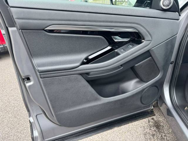 Land Rover Range Rover Evoque 2.0 D200 R-Dynamic SE 5dr Auto - MANUFACTURERS WARRANTY UNTIL 29TH APRIL 2026 Estate Diesel Grey