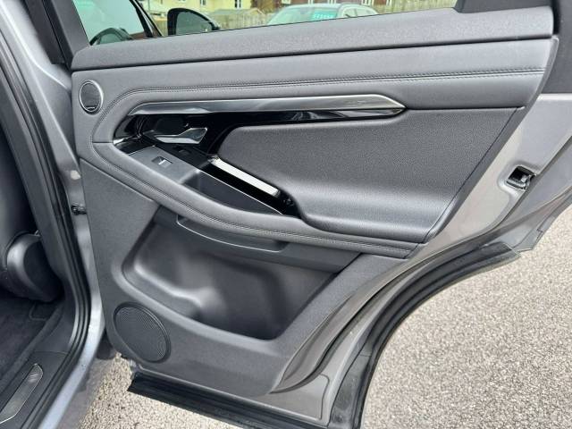 Land Rover Range Rover Evoque 2.0 D200 R-Dynamic SE 5dr Auto - MANUFACTURERS WARRANTY UNTIL 29TH APRIL 2026 Estate Diesel Grey