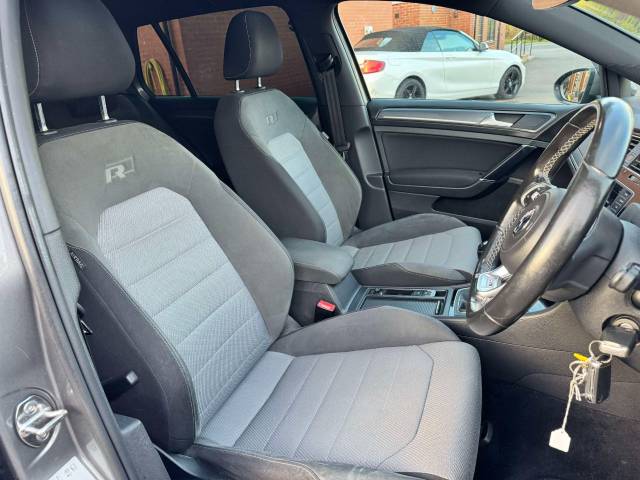 Volkswagen Golf 1.4 TSI ACT 150 R-Line Edition 5dr Hatchback Petrol Grey