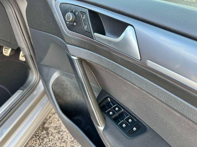 Volkswagen Golf 1.4 TSI ACT 150 R-Line Edition 5dr Hatchback Petrol Grey