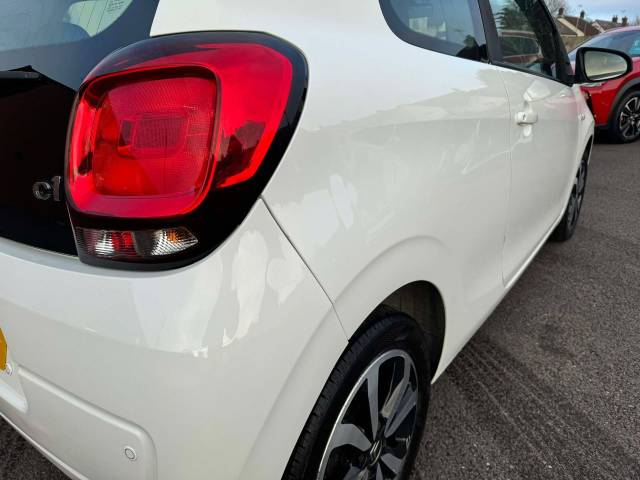 Citroen C1 1.0 VTi Feel 3dr Hatchback Petrol White