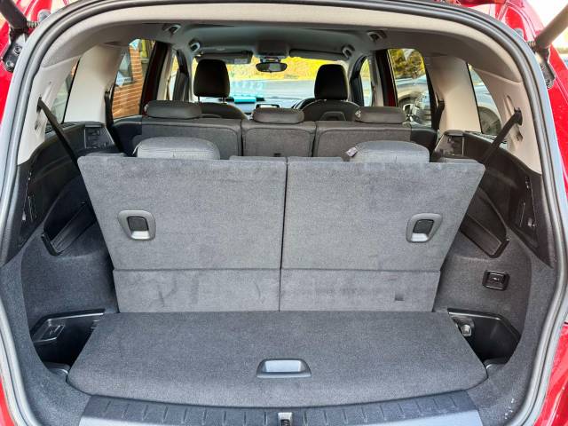 BMW 2 Series Gran Tourer 1.5 218i [140] SE 5dr (7 SEATS) Estate Petrol Red